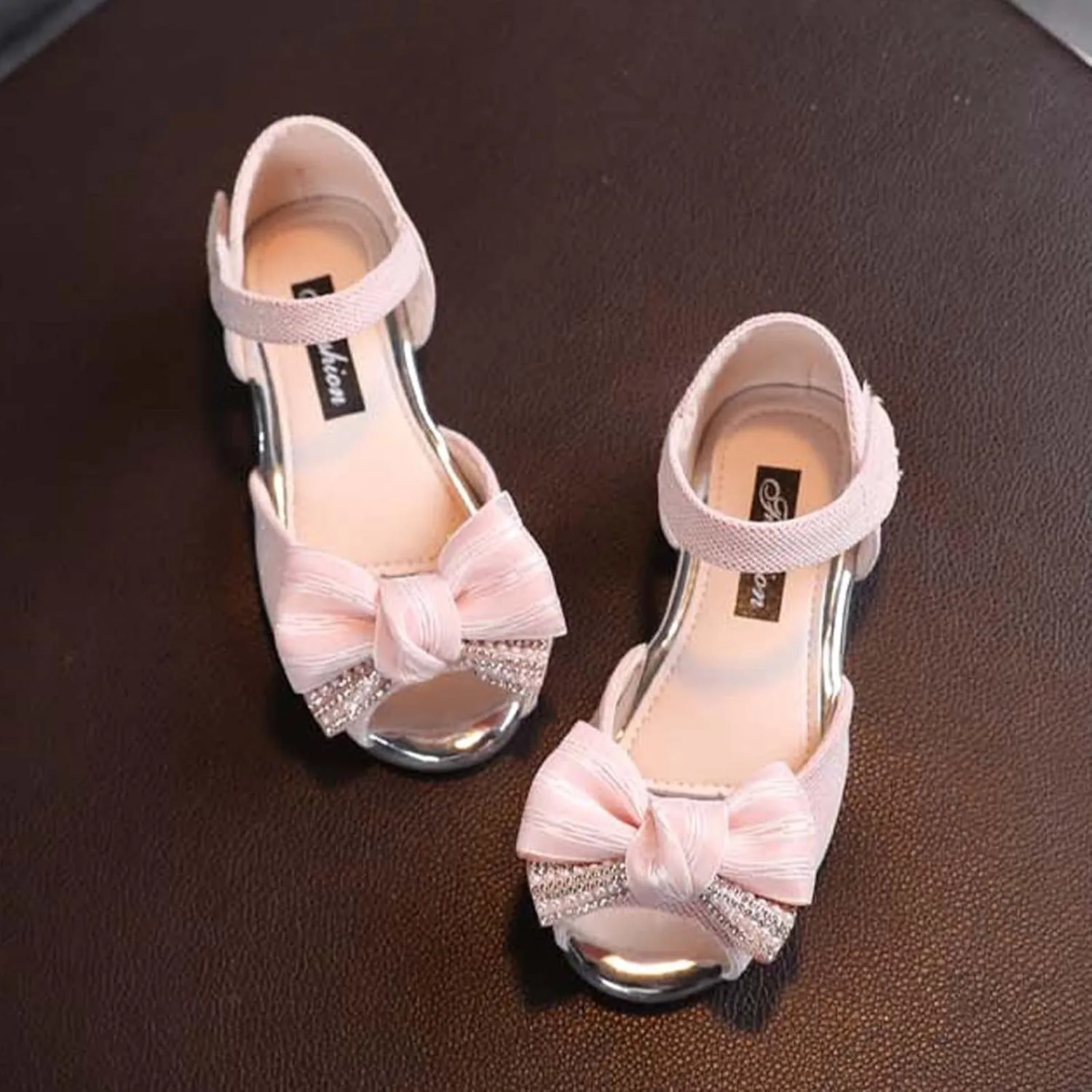 Baby Girl's Bow Embellished Shoes Hook and Loop Fish Mouth Sandals Rubber Sole Elegant Flats Splicing Crystal Shoe