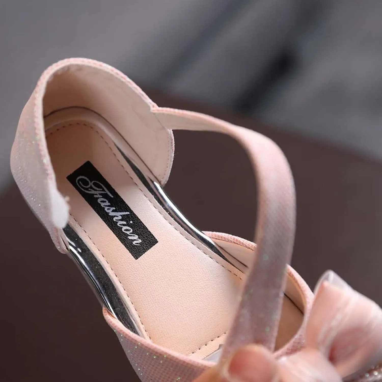 Baby Girl's Bow Embellished Shoes Hook and Loop Fish Mouth Sandals Rubber Sole Elegant Flats Splicing Crystal Shoe