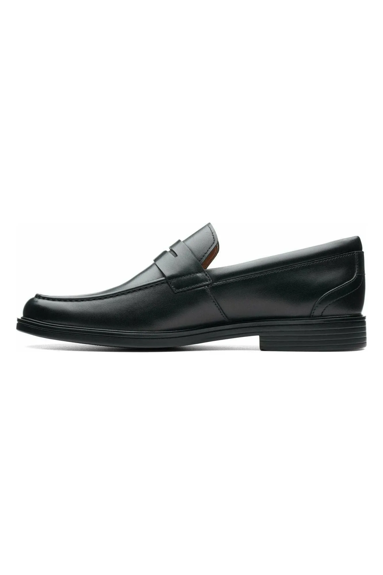 Clarks Un Aldric Step black leather