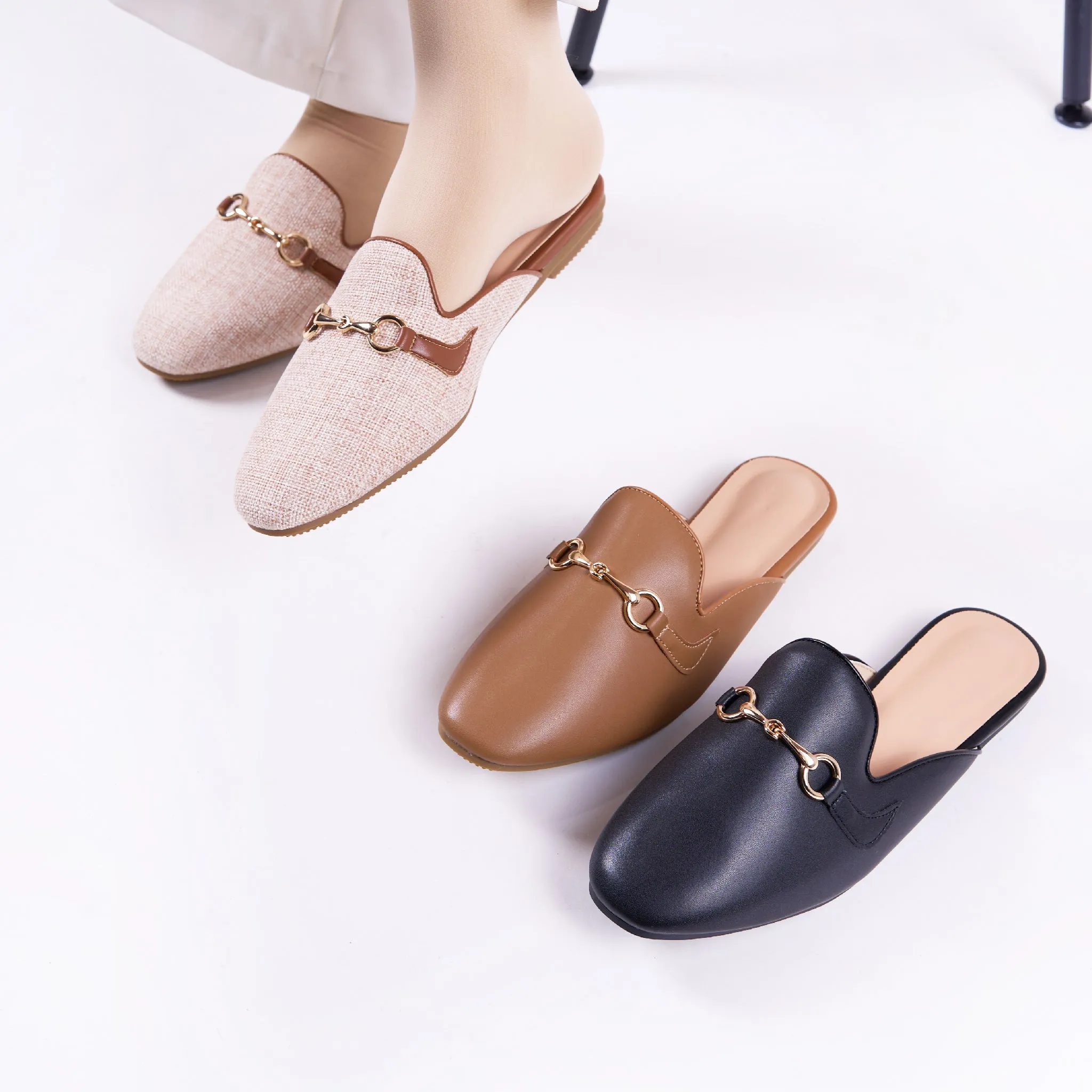Izzy Mules
