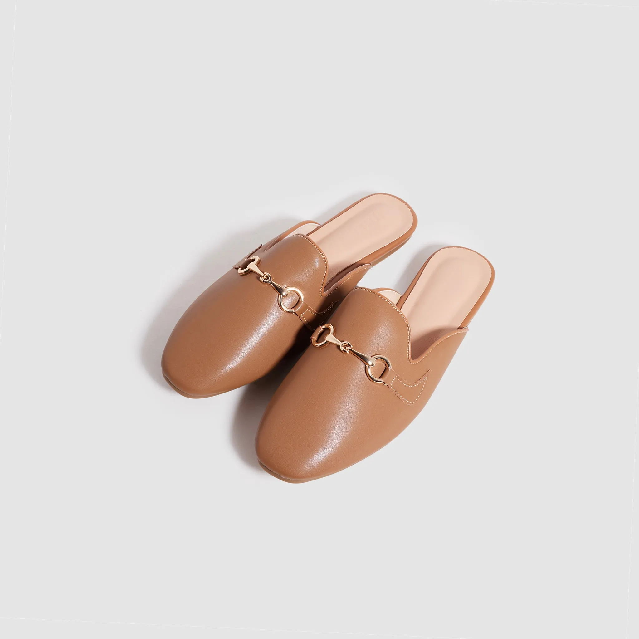 Izzy Mules