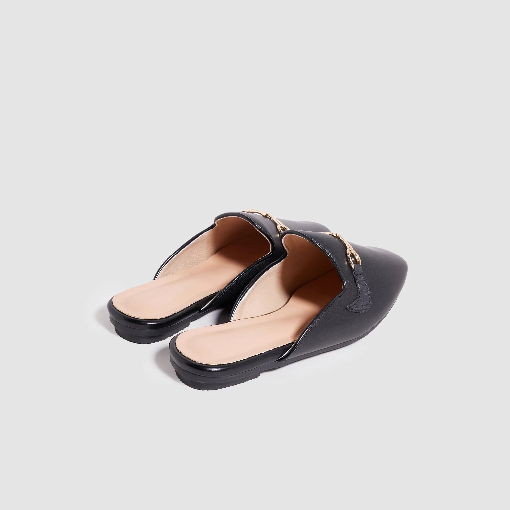 Izzy Mules