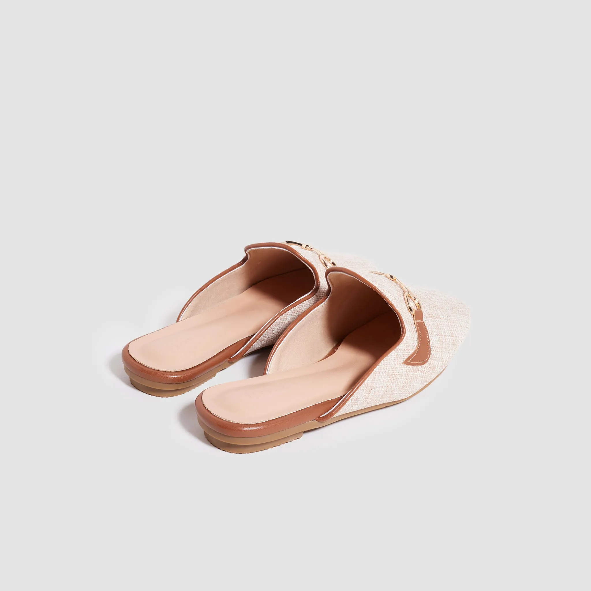 Izzy Mules