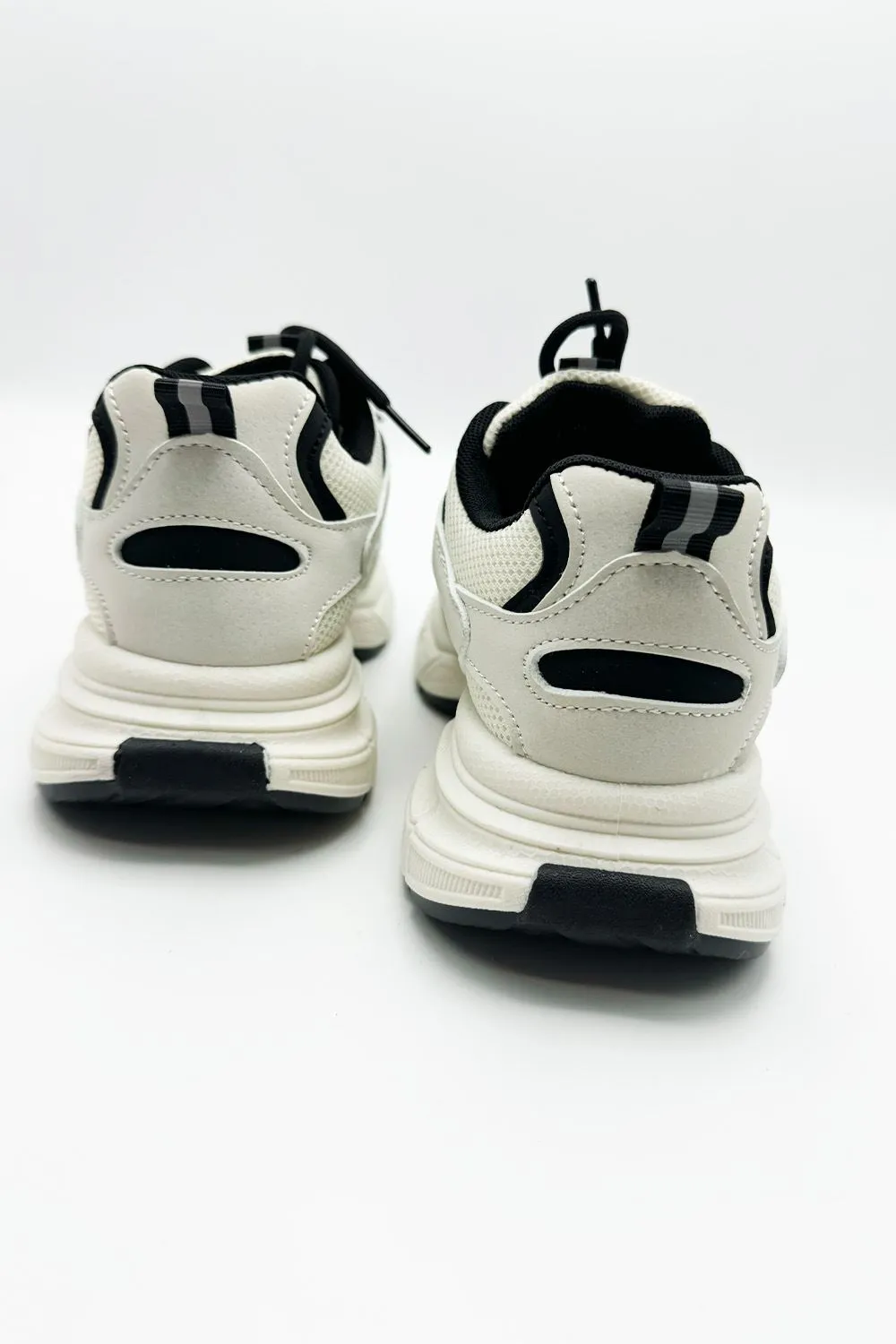 Novastride Mesh Lace-Up Trainers in Beige