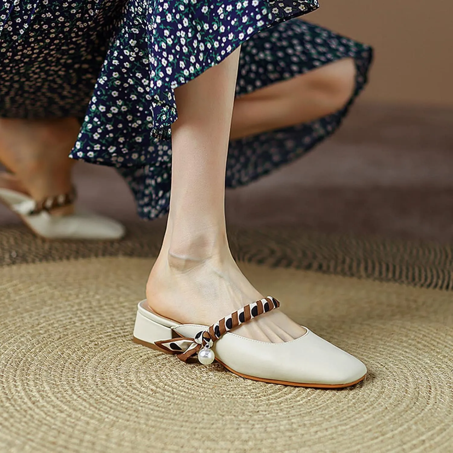 Women Chunky Low Heel Mules Backless Slip on Closed Square Toe Casual Flat Slide Mary Janes Shoes