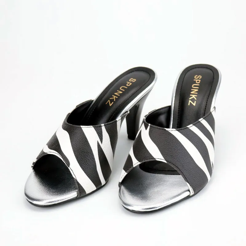 Zebra Heels - Women Chunky Heeled Leather Sandal